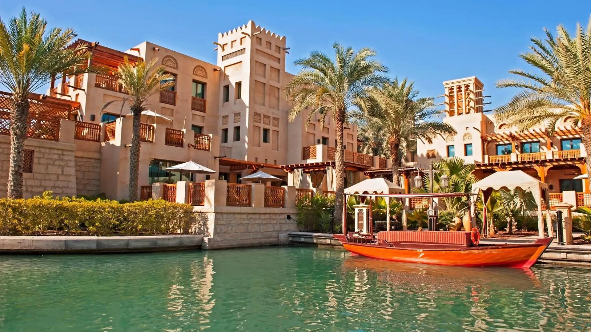 Modern Luxury Apartment Overlooking Burj Khalifa Dubai 0*,